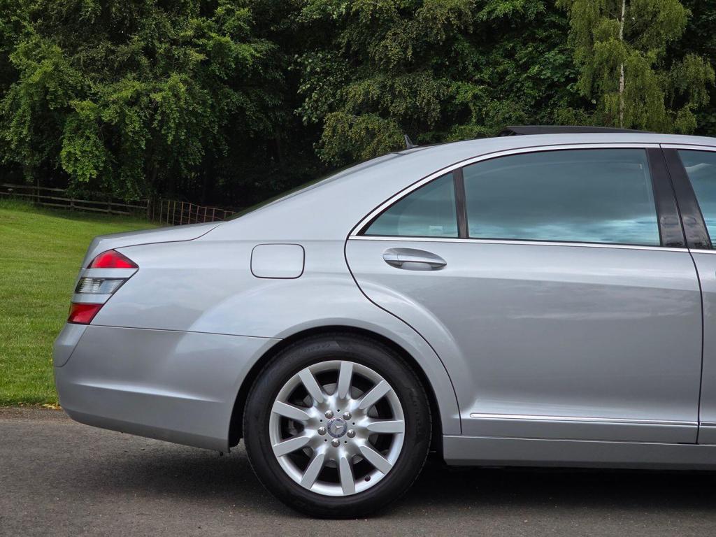 MERCEDES-BENZ S CLASS 5.5 S500 V8 2006