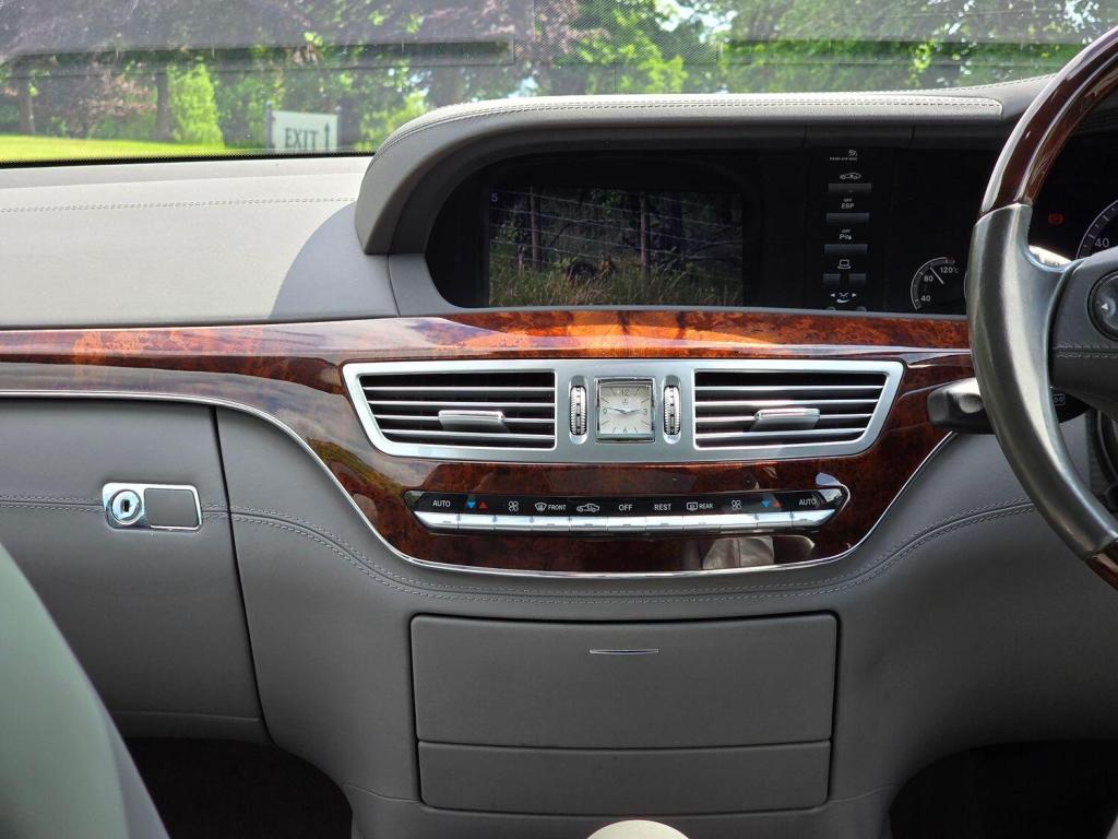 MERCEDES-BENZ S CLASS 5.5 S500 V8 2006