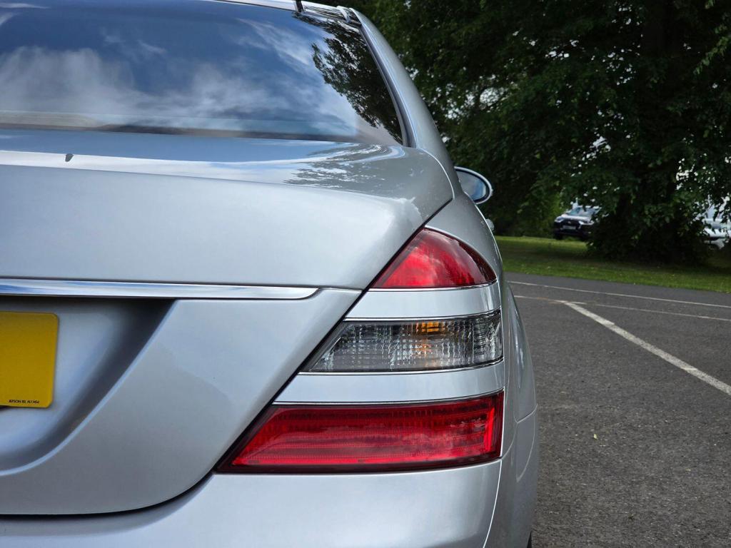 MERCEDES-BENZ S CLASS 5.5 S500 V8 2006