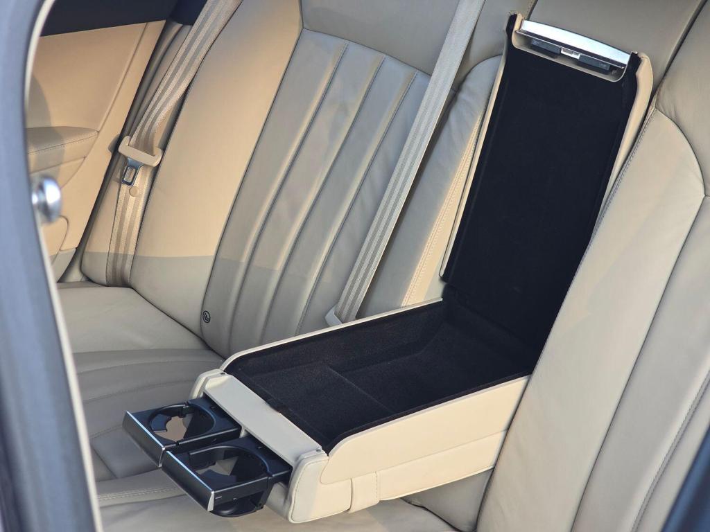 BENTLEY FLYING SPUR  2006