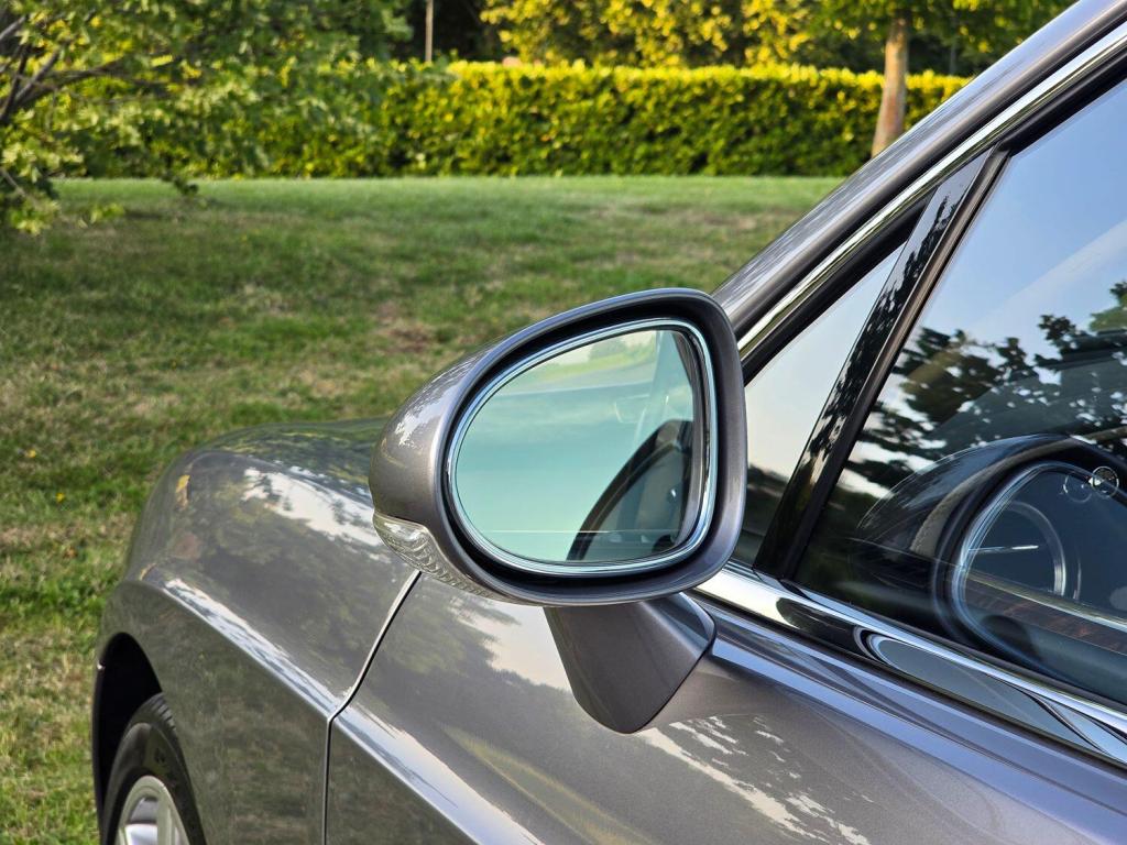 BENTLEY FLYING SPUR  2006