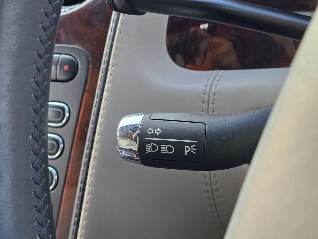 BENTLEY FLYING SPUR  2006