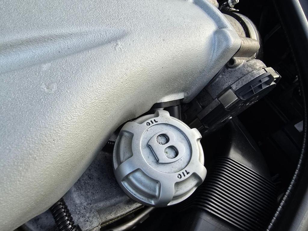 BENTLEY FLYING SPUR  2006