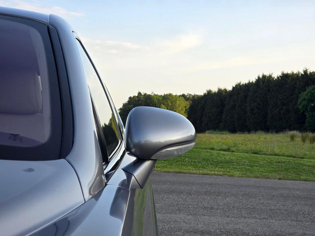 BENTLEY FLYING SPUR  2006