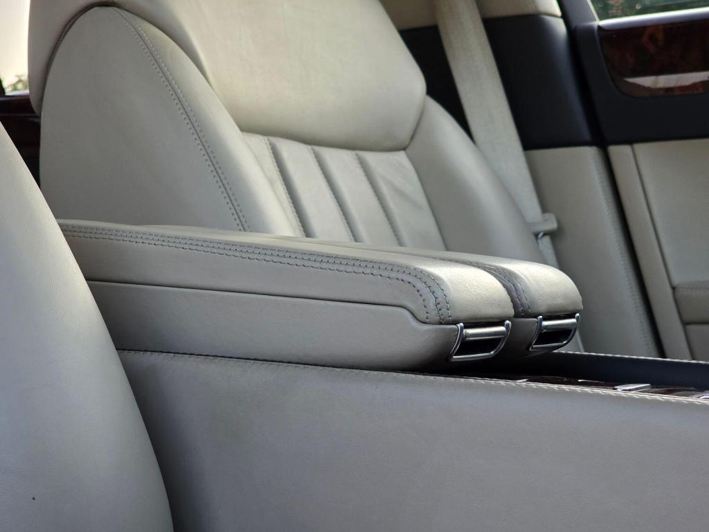 BENTLEY FLYING SPUR  2006