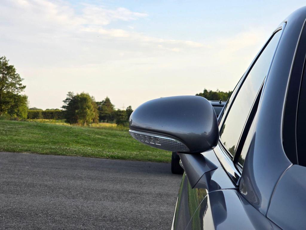 BENTLEY FLYING SPUR  2006