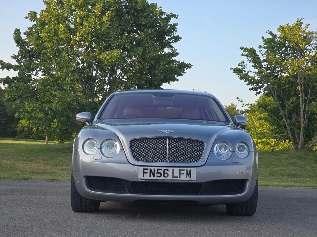 BENTLEY FLYING SPUR  2006