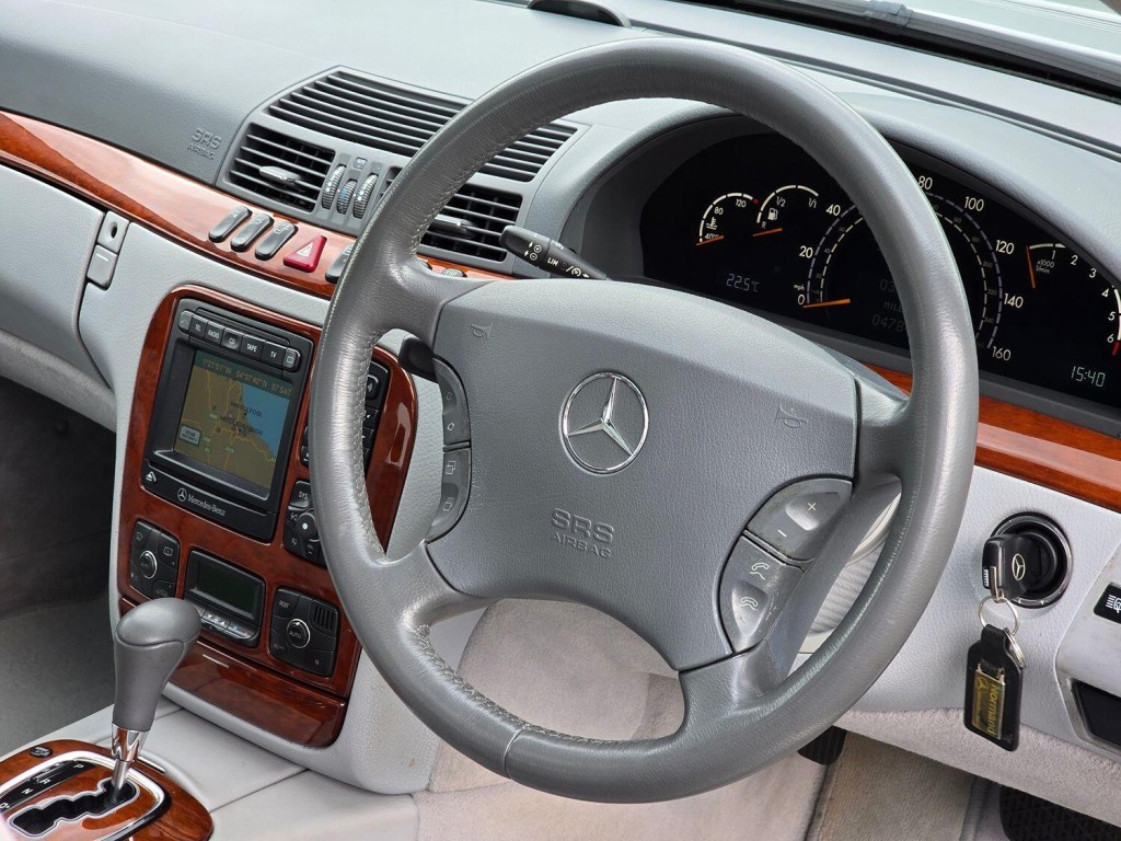 MERCEDES-BENZ S CLASS 3.2 S320 2001
