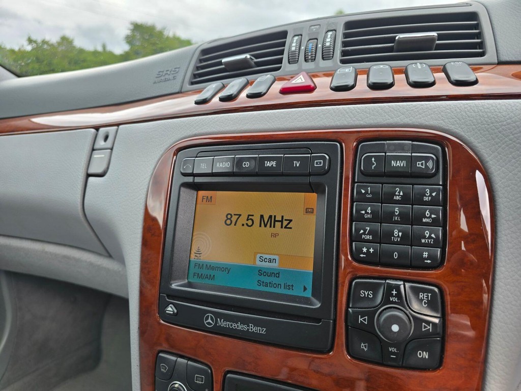 MERCEDES-BENZ S CLASS 3.2 S320 2001