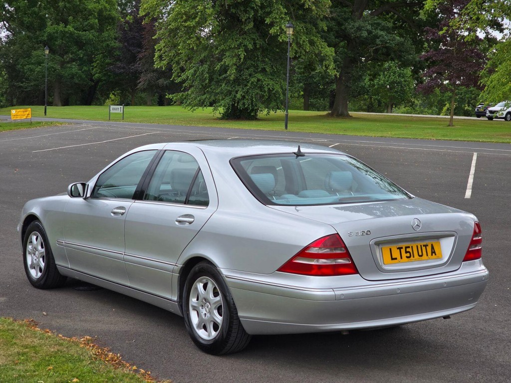 MERCEDES-BENZ S CLASS 3.2 S320 2001