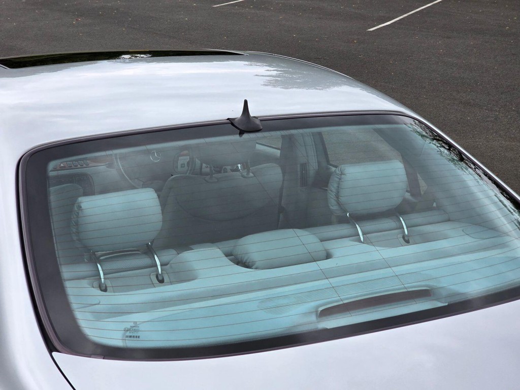 MERCEDES-BENZ S CLASS 3.2 S320 2001