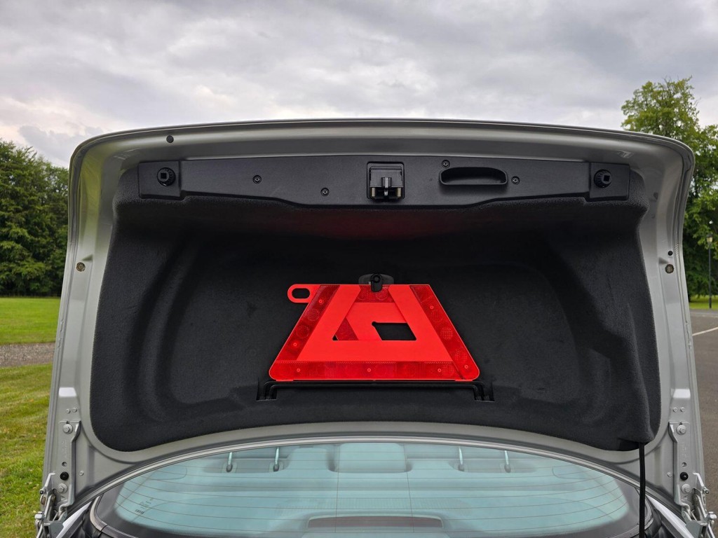 MERCEDES-BENZ S CLASS 3.2 S320 2001