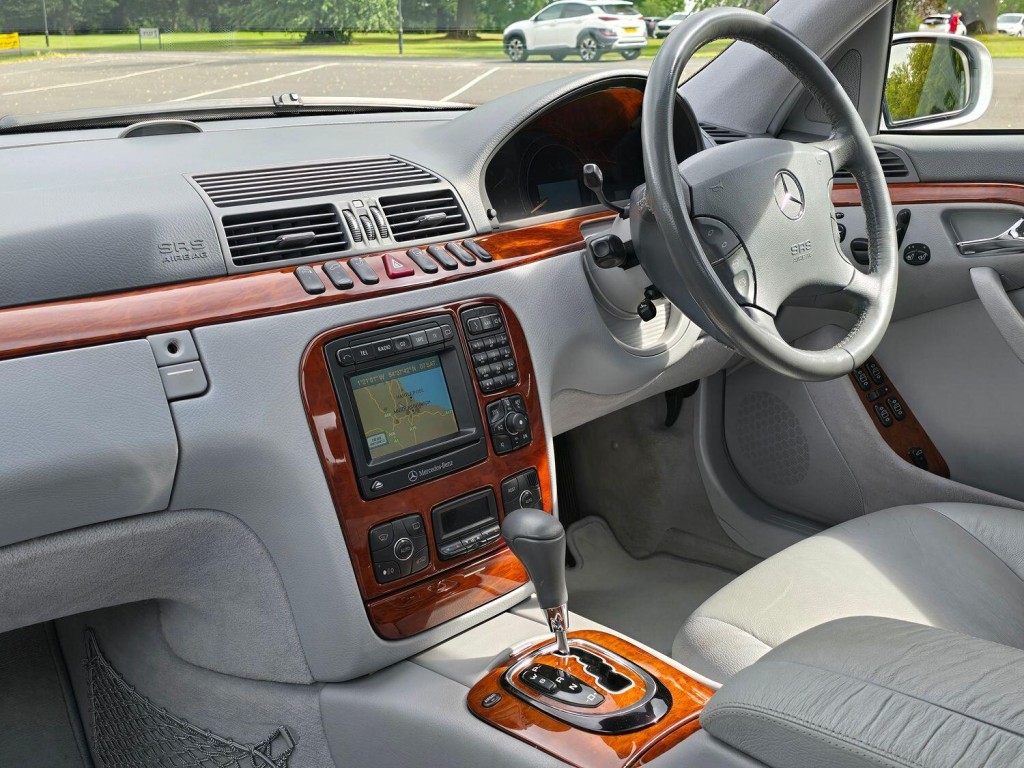 MERCEDES-BENZ S CLASS 3.2 S320 2001