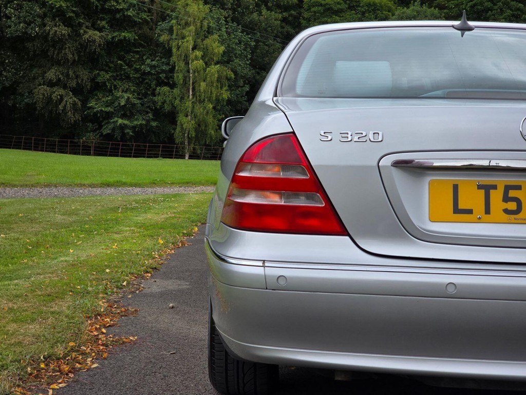 MERCEDES-BENZ S CLASS 3.2 S320 2001