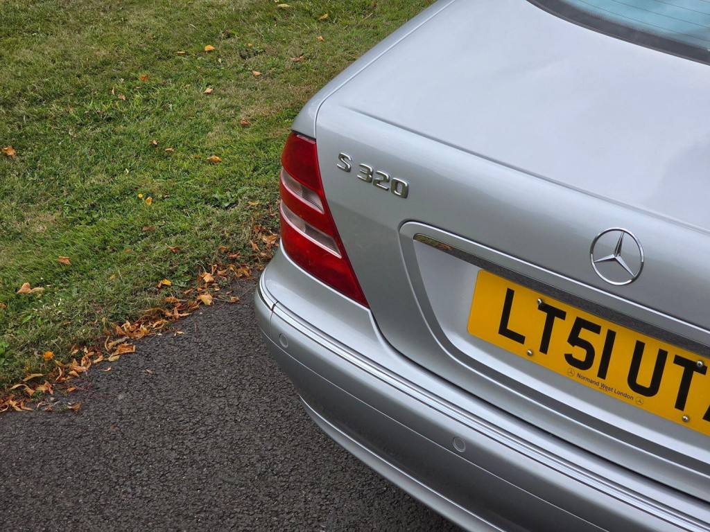 MERCEDES-BENZ S CLASS 3.2 S320 2001