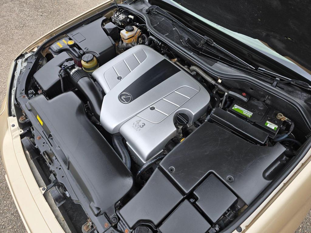 LEXUS LS 4.3 430 2004