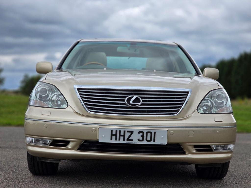 LEXUS LS 4.3 430 2004