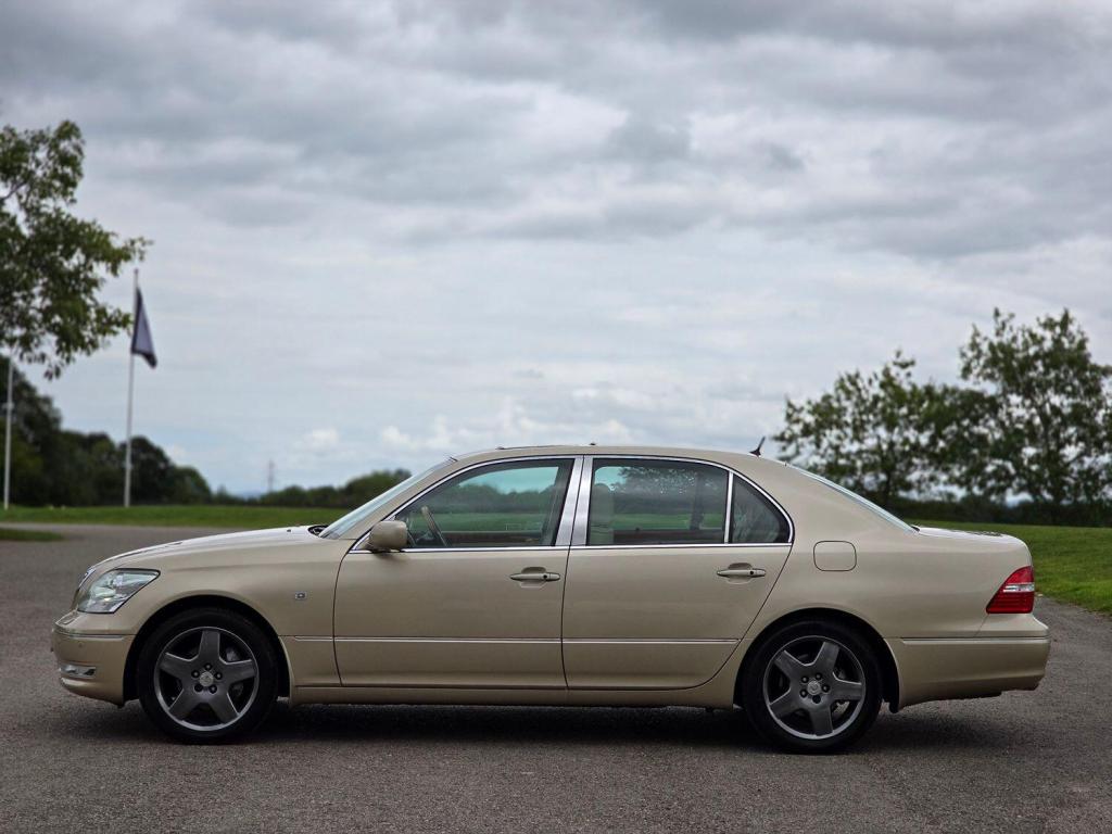 LEXUS LS 4.3 430 2004