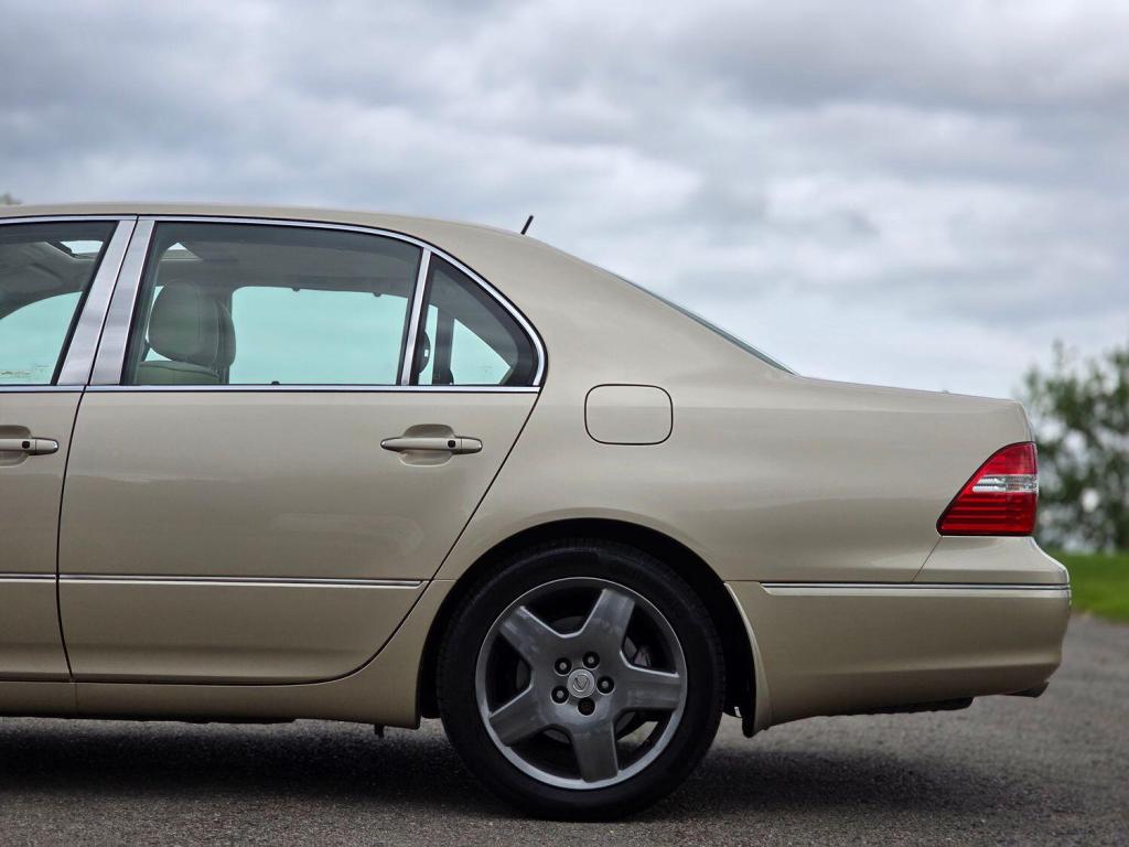 LEXUS LS 4.3 430 2004