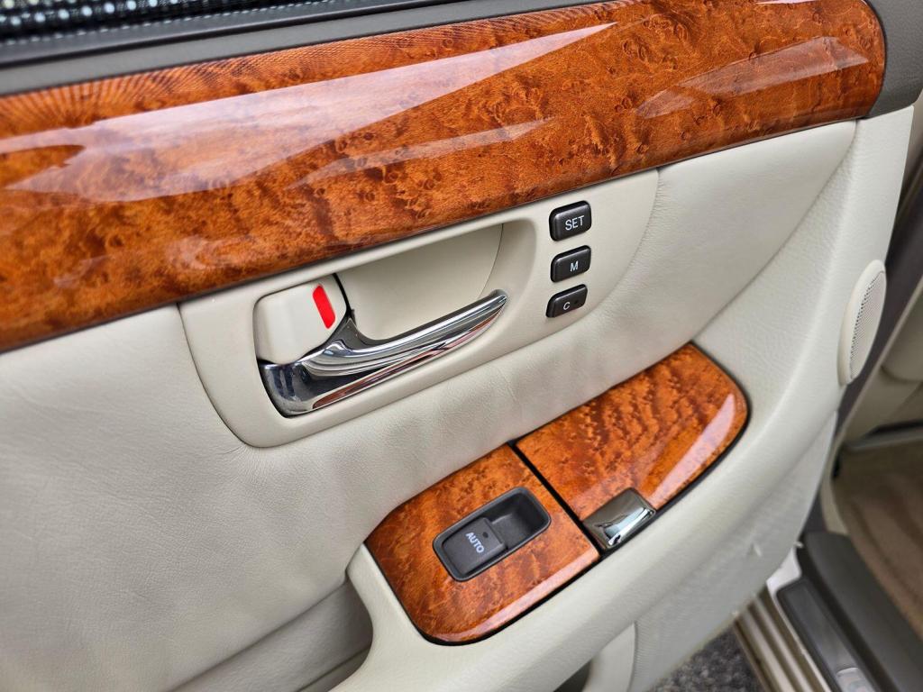 LEXUS LS 4.3 430 2004