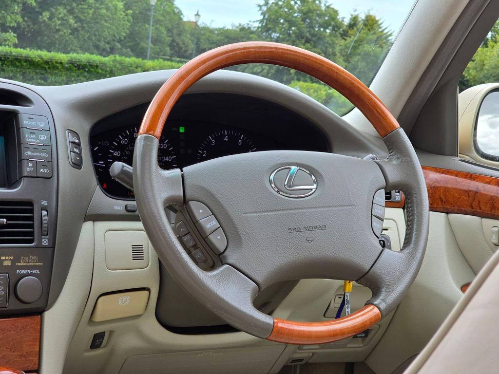 LEXUS LS 4.3 430 2004