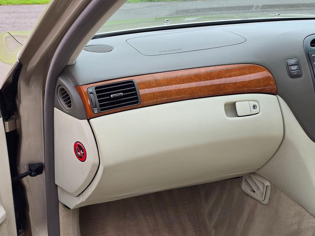 LEXUS LS 4.3 430 2004