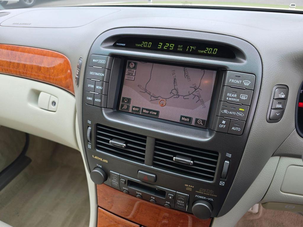 LEXUS LS 4.3 430 2004