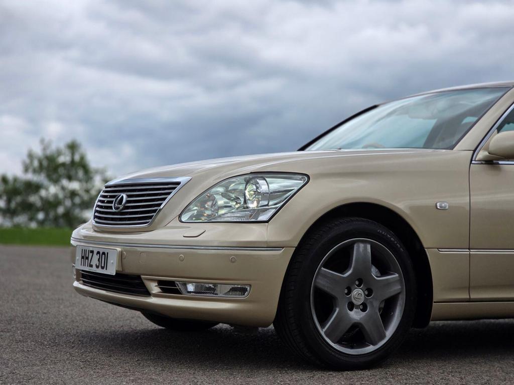 LEXUS LS 4.3 430 2004