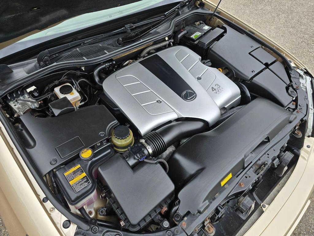 LEXUS LS 4.3 430 2004