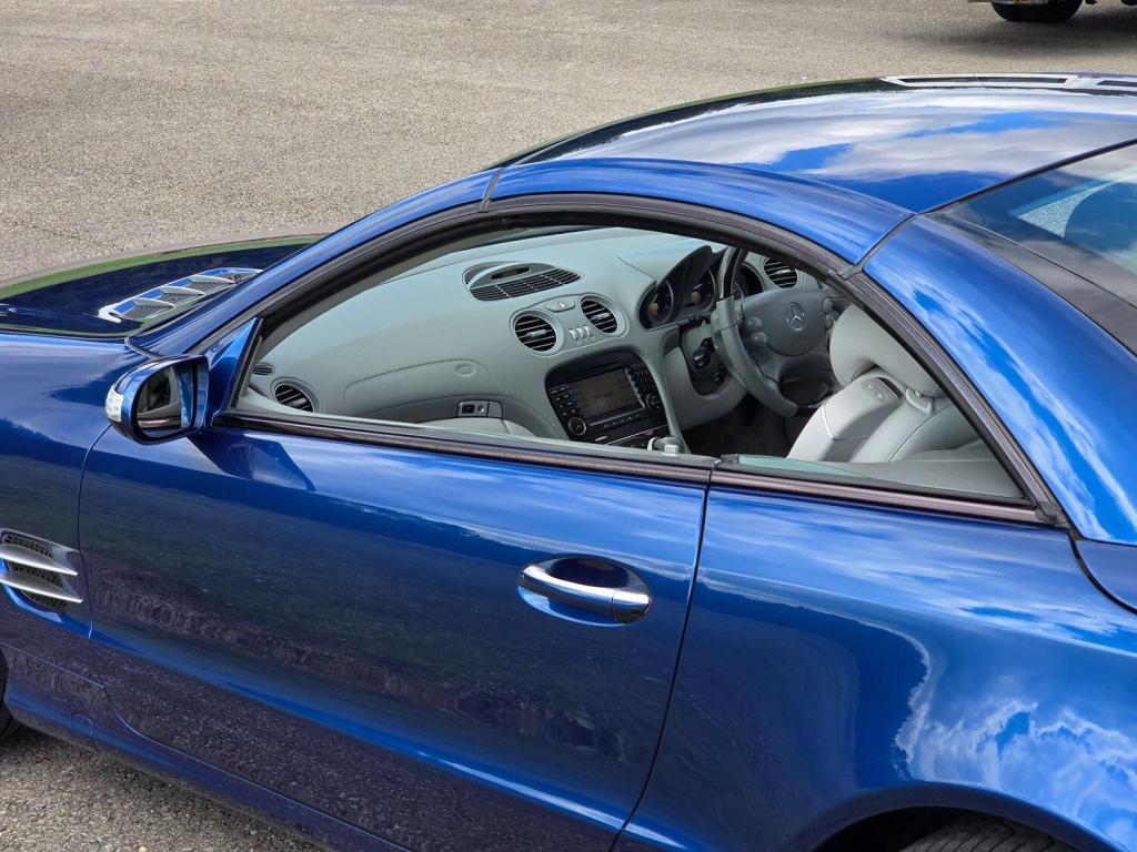 MERCEDES-BENZ SL 3.7 SL350 2005