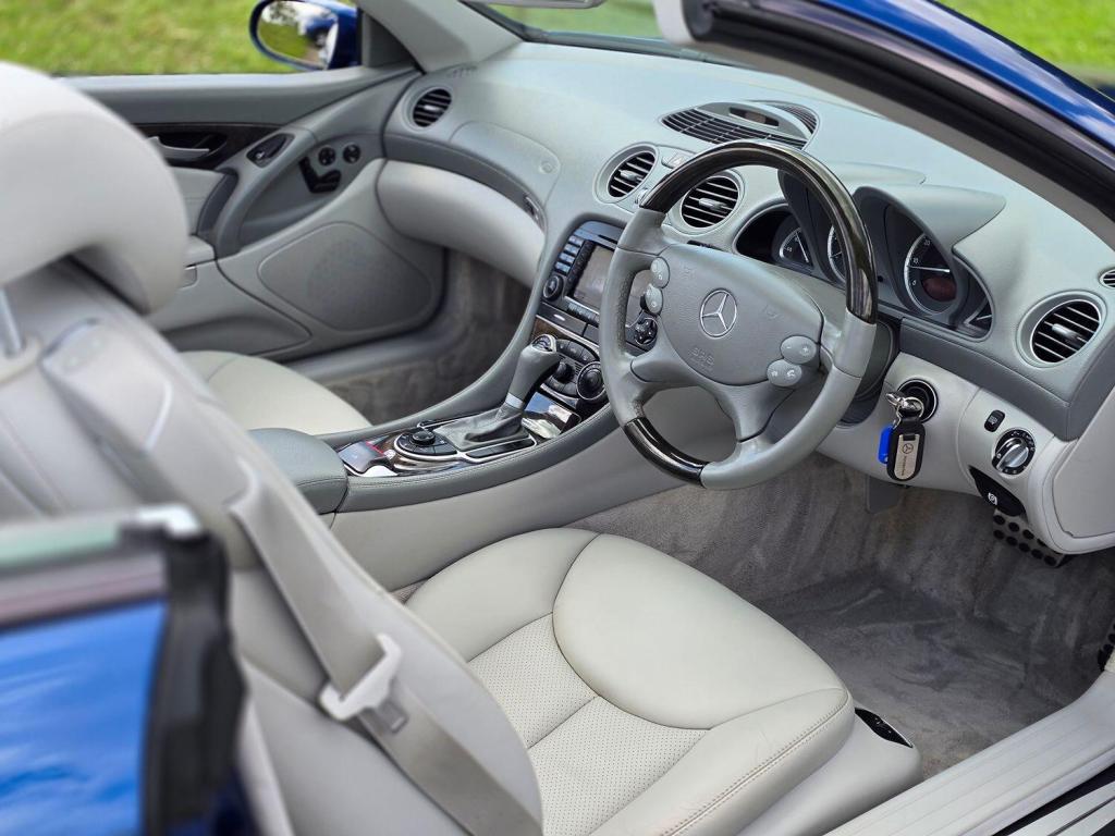 MERCEDES-BENZ SL 3.7 SL350 2005