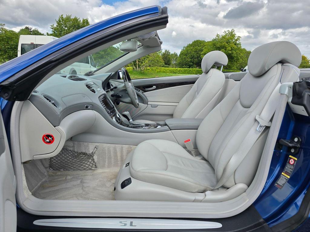 MERCEDES-BENZ SL 3.7 SL350 2005