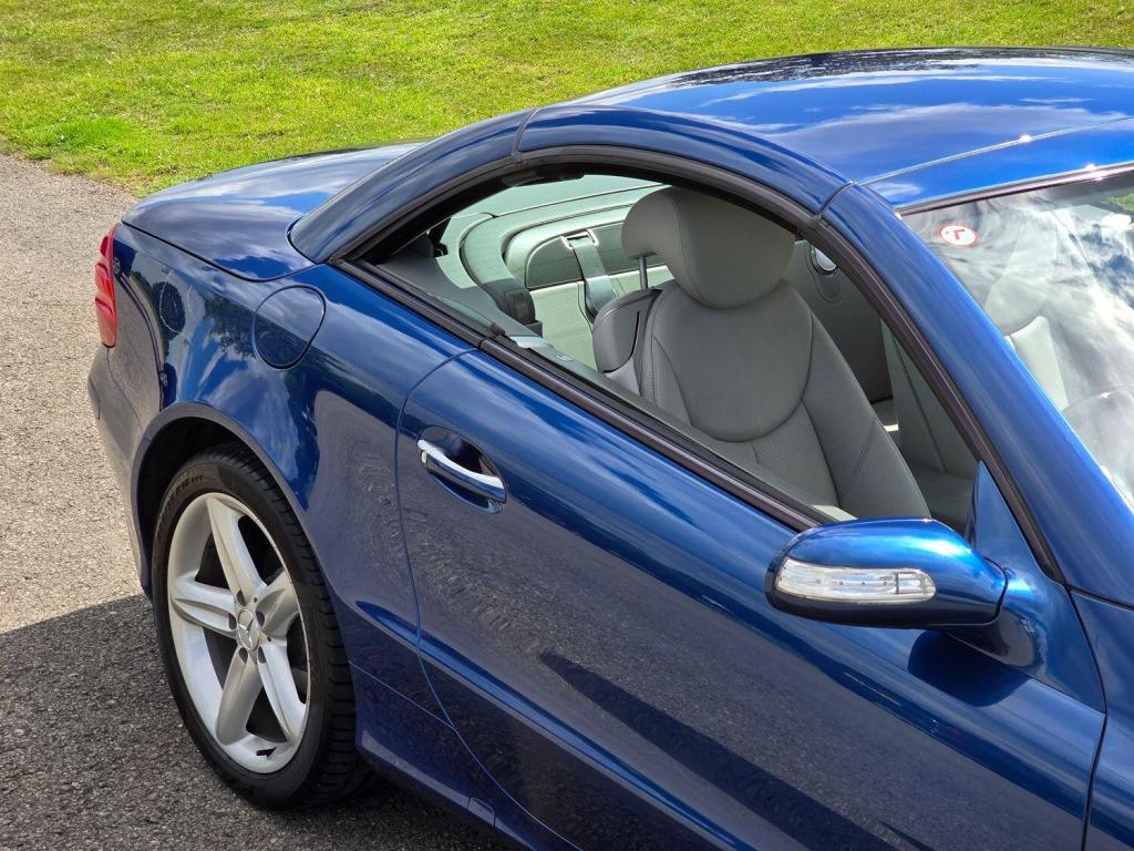 MERCEDES-BENZ SL 3.7 SL350 2005