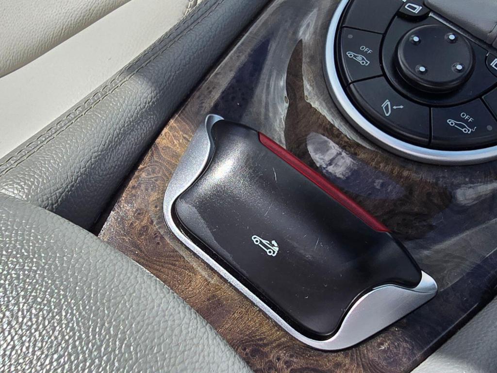 MERCEDES-BENZ SL 3.7 SL350 2005