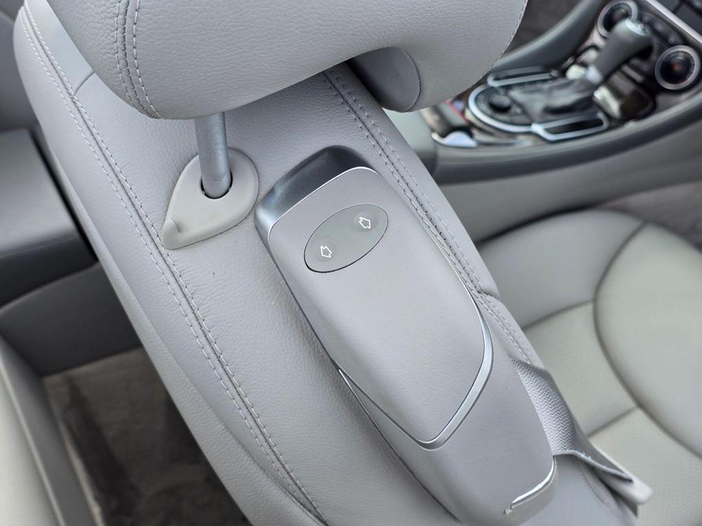 MERCEDES-BENZ SL 3.7 SL350 2005