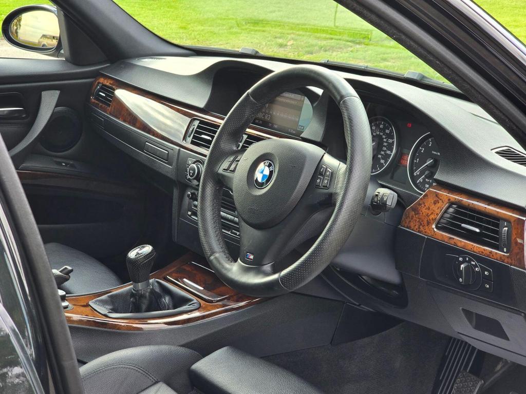 BMW 3 SERIES 3.0 335i M Sport Saloon 2008