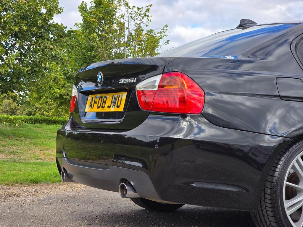 BMW 3 SERIES 3.0 335i M Sport Saloon 2008