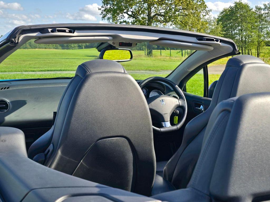 PEUGEOT 308 2.0 HDi GT 2010