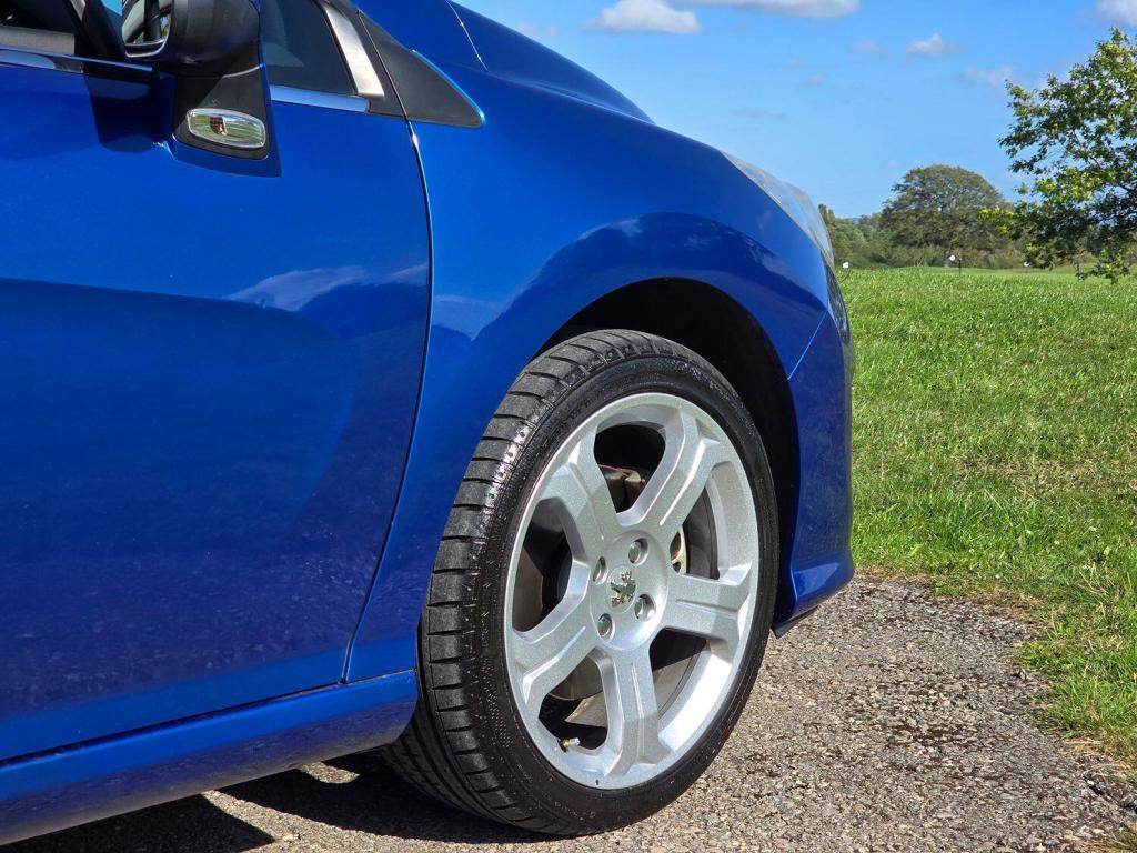 PEUGEOT 308 2.0 HDi GT 2010