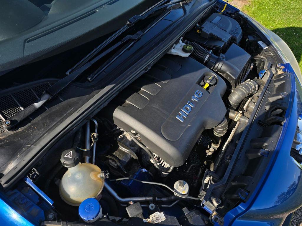 PEUGEOT 308 2.0 HDi GT 2010