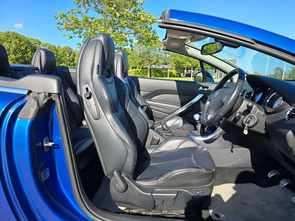 PEUGEOT 308 2.0 HDi GT 2010