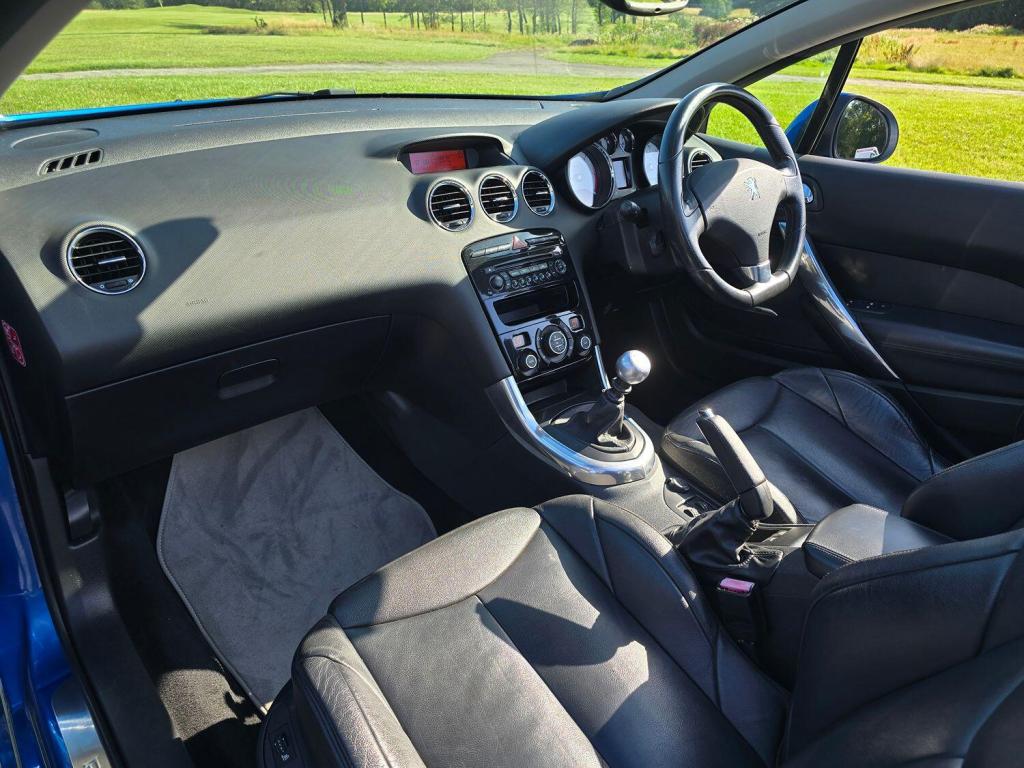 PEUGEOT 308 2.0 HDi GT 2010