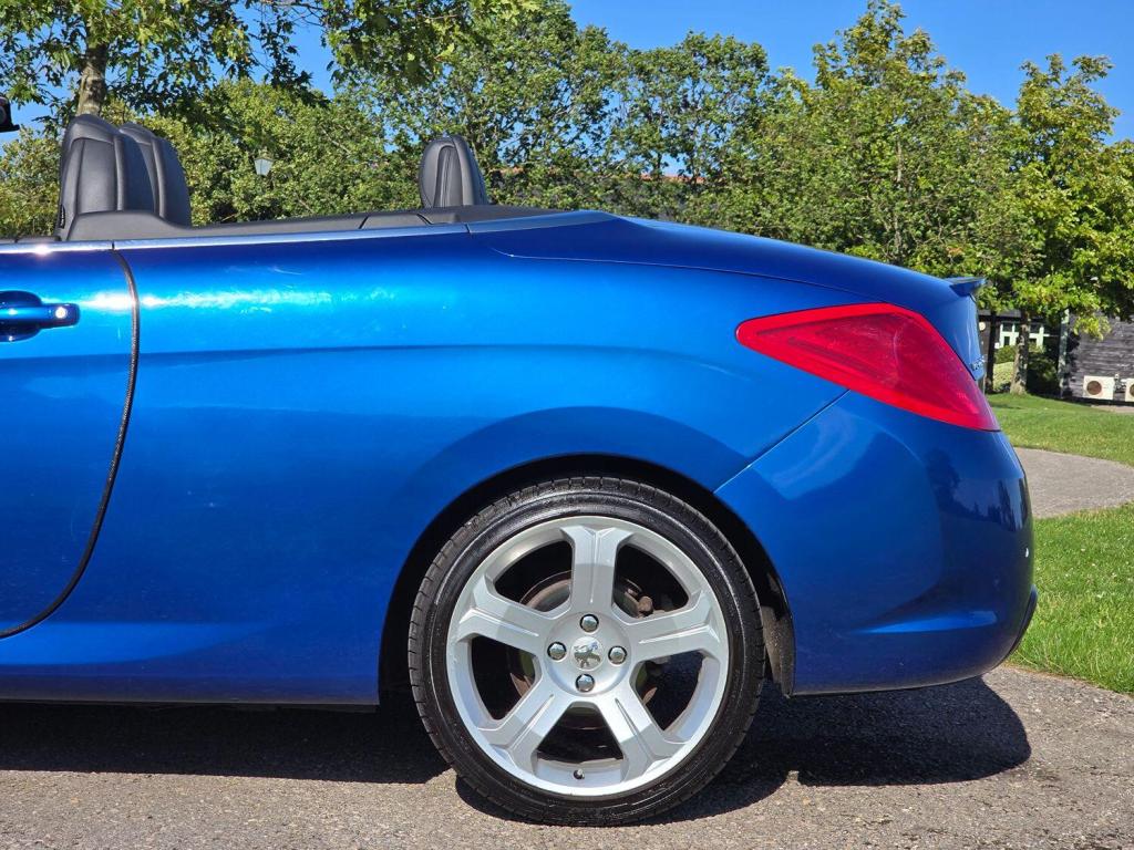 PEUGEOT 308 2.0 HDi GT 2010