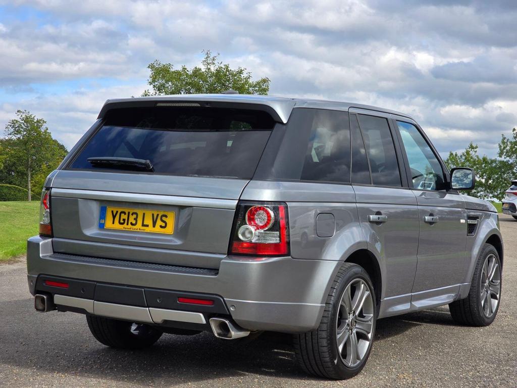 LAND ROVER RANGE ROVER SPORT 3.0 SD V6 HSE Black 2013