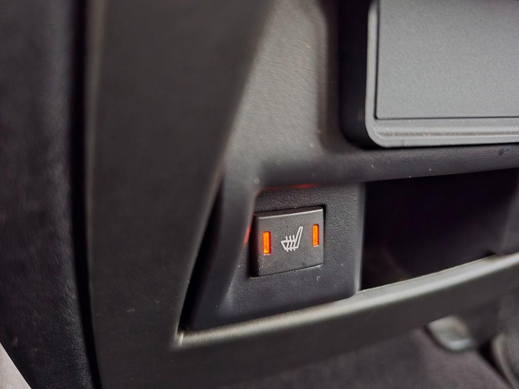 LAND ROVER RANGE ROVER SPORT 3.0 SD V6 HSE Black 2013