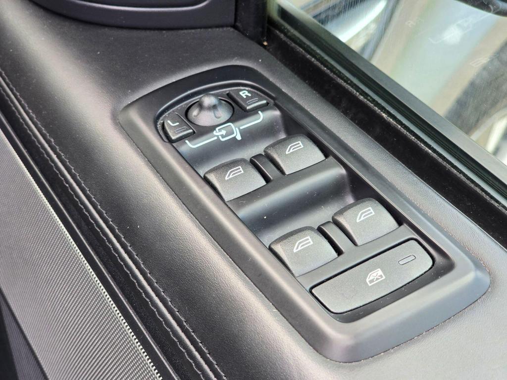 LAND ROVER RANGE ROVER SPORT 3.0 SD V6 HSE Black 2013