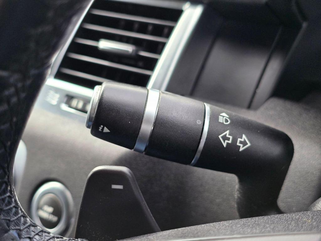 LAND ROVER RANGE ROVER SPORT 3.0 SD V6 HSE Black 2013