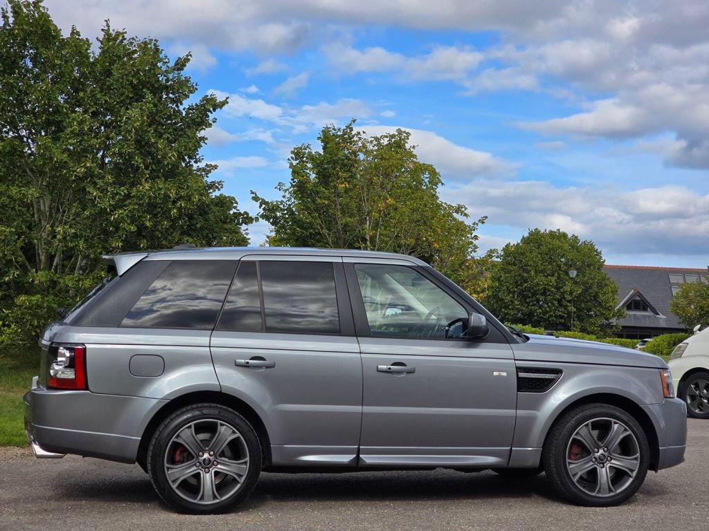 LAND ROVER RANGE ROVER SPORT 3.0 SD V6 HSE Black 2013