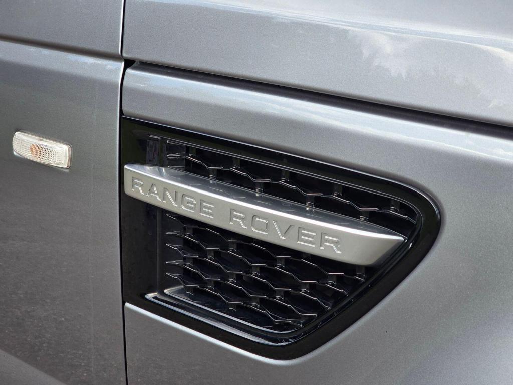 LAND ROVER RANGE ROVER SPORT 3.0 SD V6 HSE Black 2013