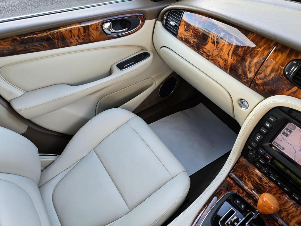 JAGUAR XJ 4.2 XJ8 SE 2005